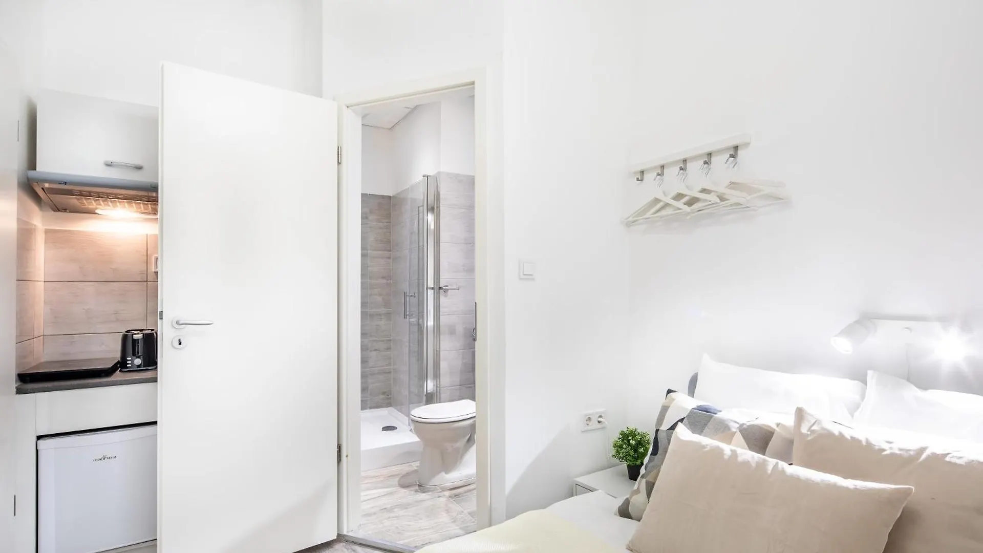 Very Central - Small Studio For Solo Traveller Budapest