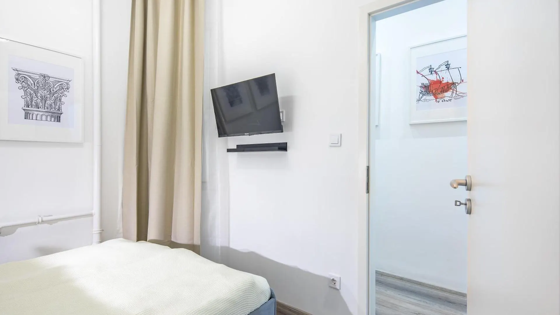 Apartment Very Central - Small Studio For Solo Traveller Budapest