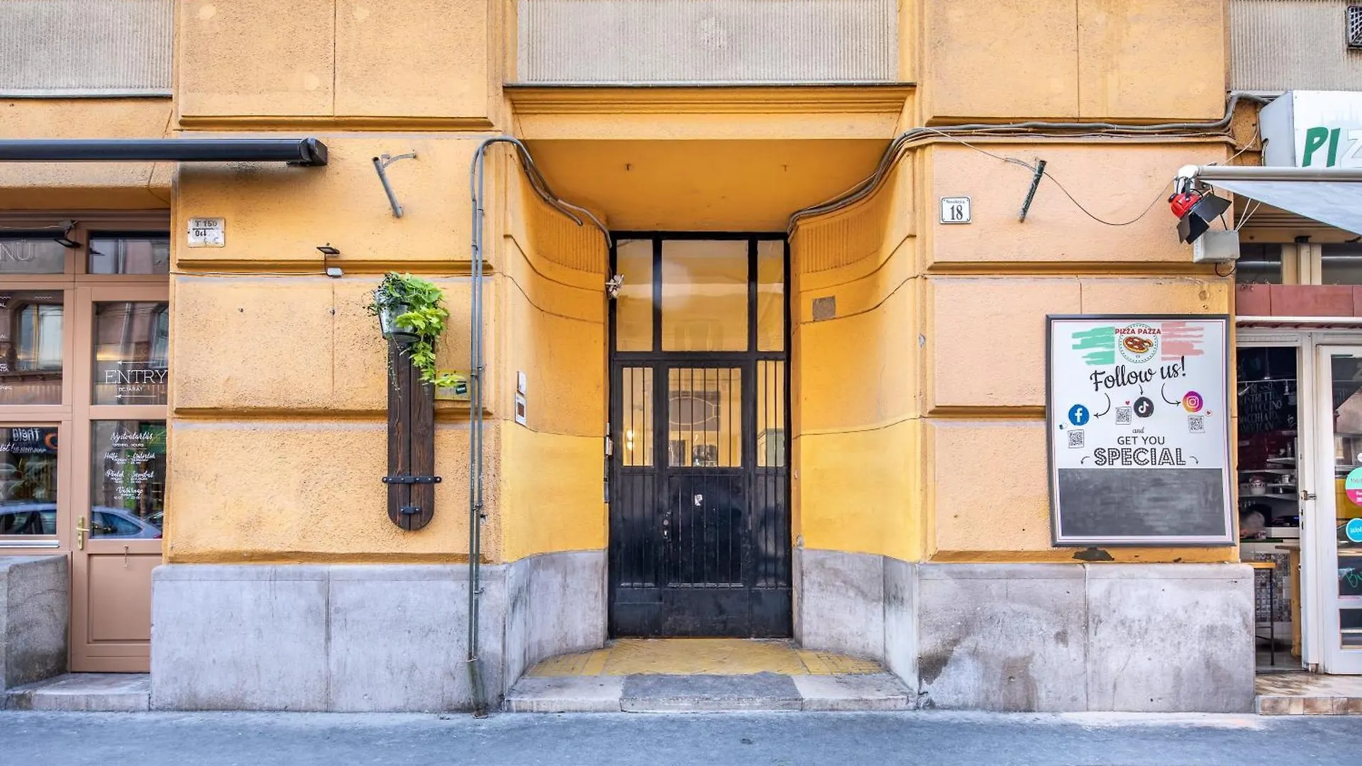 Very Central - Small Studio For Solo Traveller Budapest