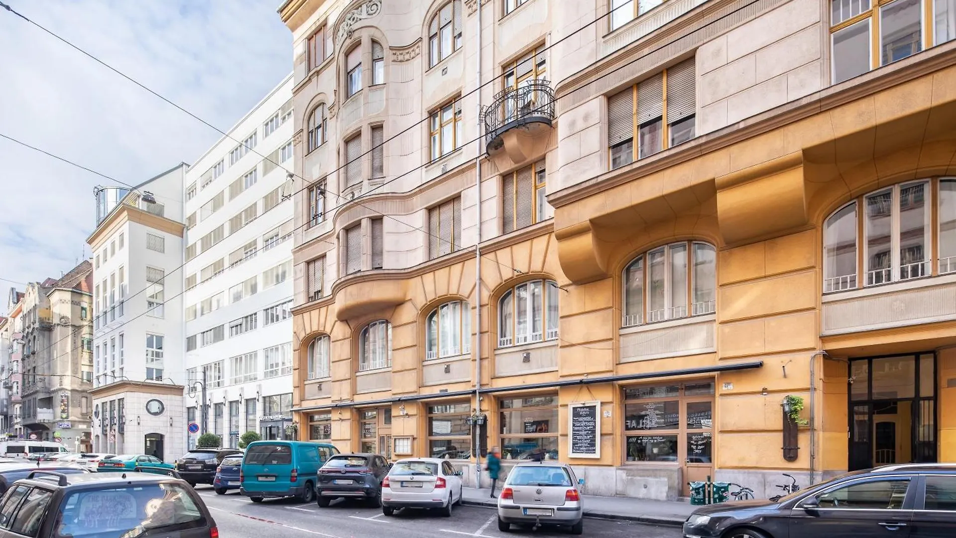Apartment Very Central - Small Studio For Solo Traveller Budapest