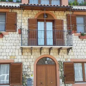 la-casa-in-pietra.sicilyhotelsitaly.net/